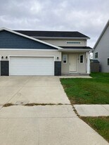 1320 13th St W in West Fargo, ND - Building Photo