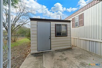 1506 Honeysuckle Ln in New Braunfels, TX - Building Photo - Building Photo