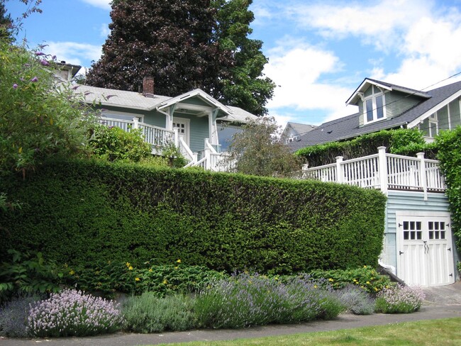 property at 1307 33rd Ave S