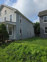 552 E King St in Chambersburg, PA - Building Photo - Building Photo