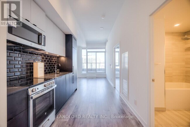 property at 285 Dufferin St