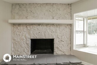 2411 Chase Ave in Sanford, FL - Building Photo - Building Photo