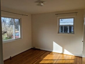 925 N Montana St in Arlington, VA - Building Photo - Building Photo