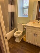 4812 Daisy St, Unit 4812 in Oakland, CA - Building Photo - Building Photo