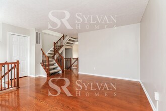 116 Meadow Gap Dr in Monroeville, PA - Building Photo - Building Photo