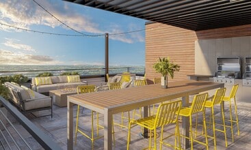 Lago Apartments in Minneapolis, MN - Building Photo - Building Photo
