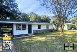 4484 Binghamton Dr in Mobile, AL - Building Photo