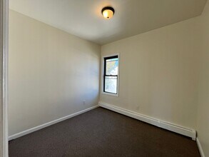 106 Wayne Ave in Paterson, NJ - Building Photo - Building Photo