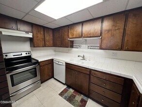 18617 Clark St in Los Angeles, CA - Building Photo - Building Photo