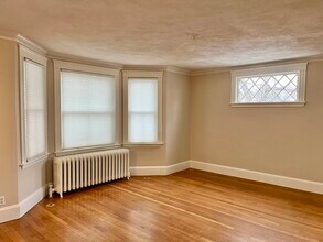 14-16-16 Richardson Ave in Arlington, MA - Building Photo - Building Photo