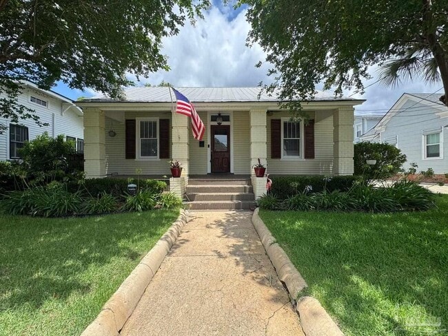 1106 E Jackson St in Pensacola, FL - Building Photo - Building Photo