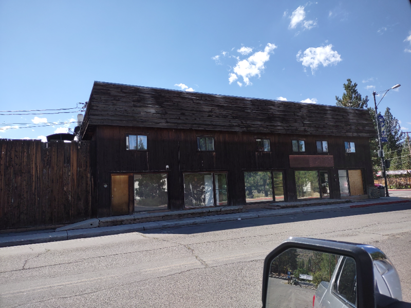 190 S Gulling St in Portola, CA - Building Photo