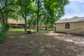 951 S 9th St in Salina, KS - Building Photo - Building Photo