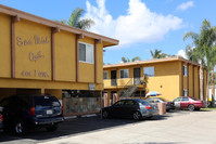 Sea Mist Apartments in National City, CA - Foto de edificio - Building Photo