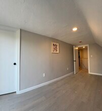 13 Hamilton St, Unit 2 in Framingham, MA - Building Photo - Building Photo
