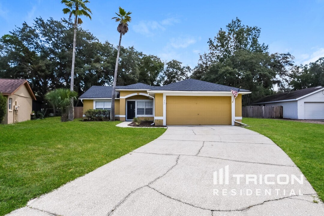 367 Masson Ct in Winter Springs, FL - Building Photo