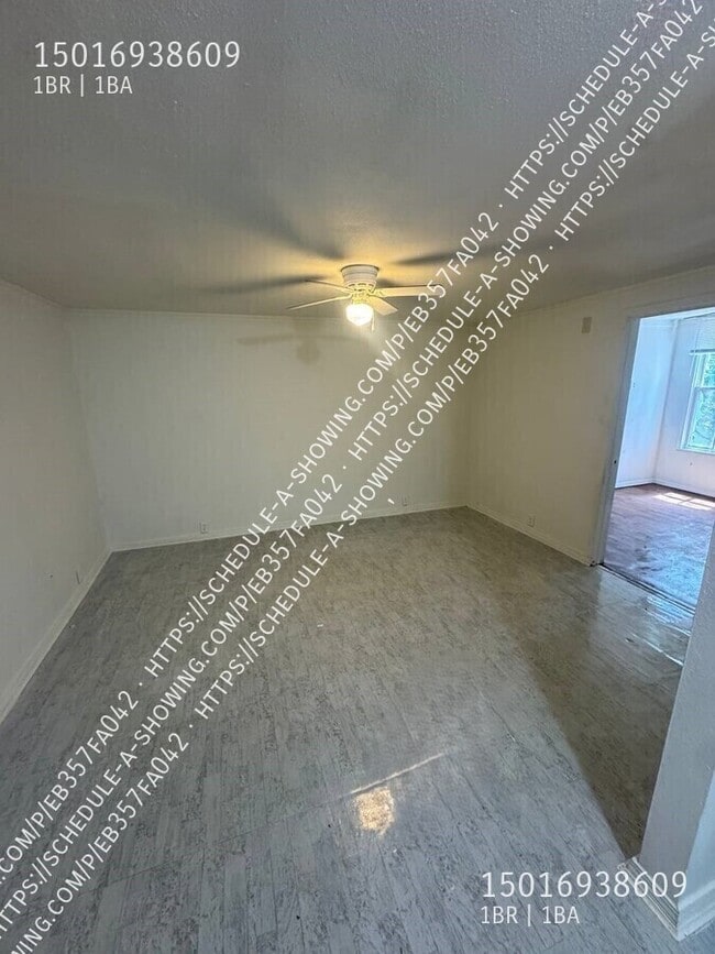 106 Breeze St in Hot Springs, AR - Building Photo - Building Photo