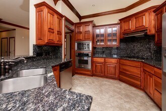 3902 SW Banbury Dr in Bentonville, AR - Building Photo - Building Photo