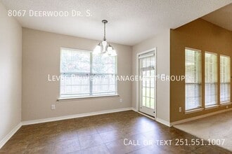 8067 Deerwood Dr in Daphne, AL - Building Photo - Building Photo