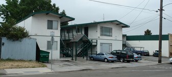 961-965 Yerba Buena Ave in Oakland, CA - Foto de edificio - Building Photo