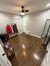 5704 S Kilbourn Ave in Chicago, IL - Building Photo - Building Photo