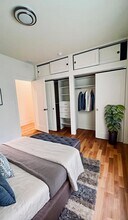 652 W Gordon Terrace in Chicago, IL - Building Photo - Building Photo