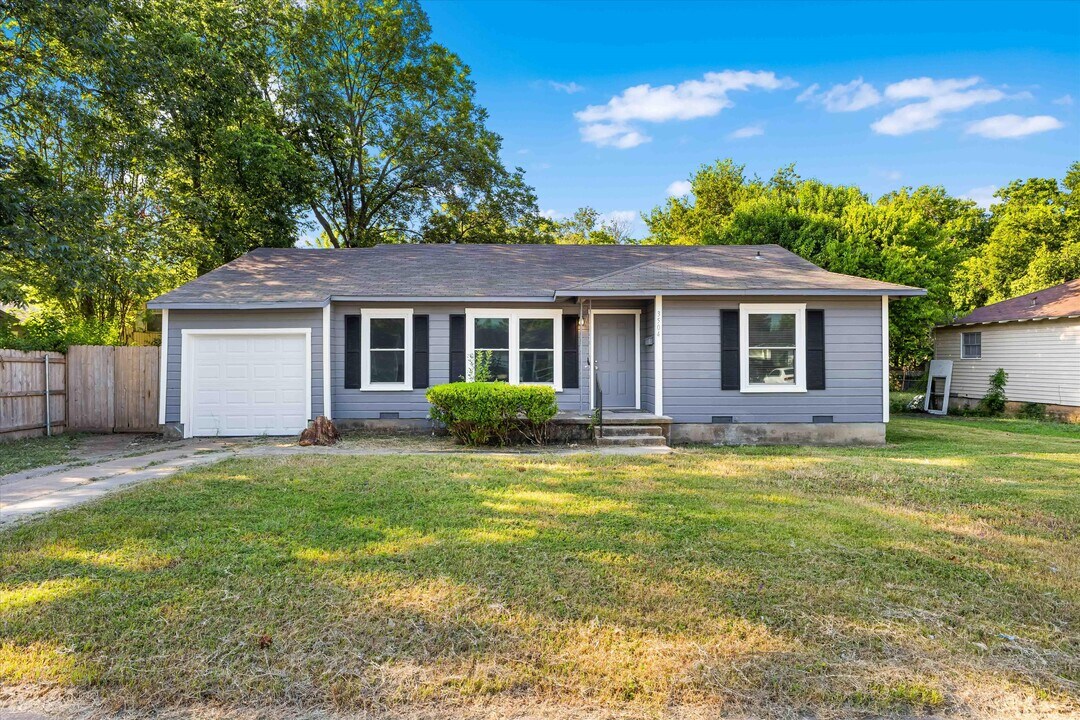 3504 Lasker Ave in Waco, TX - Building Photo