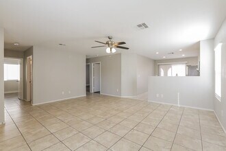1024 Sky Forest Dr in Henderson, NV - Building Photo - Building Photo