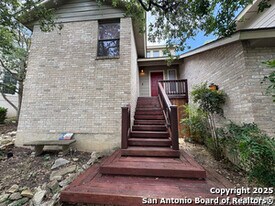 13911 Hohmann Ct in San Antonio, TX - Building Photo