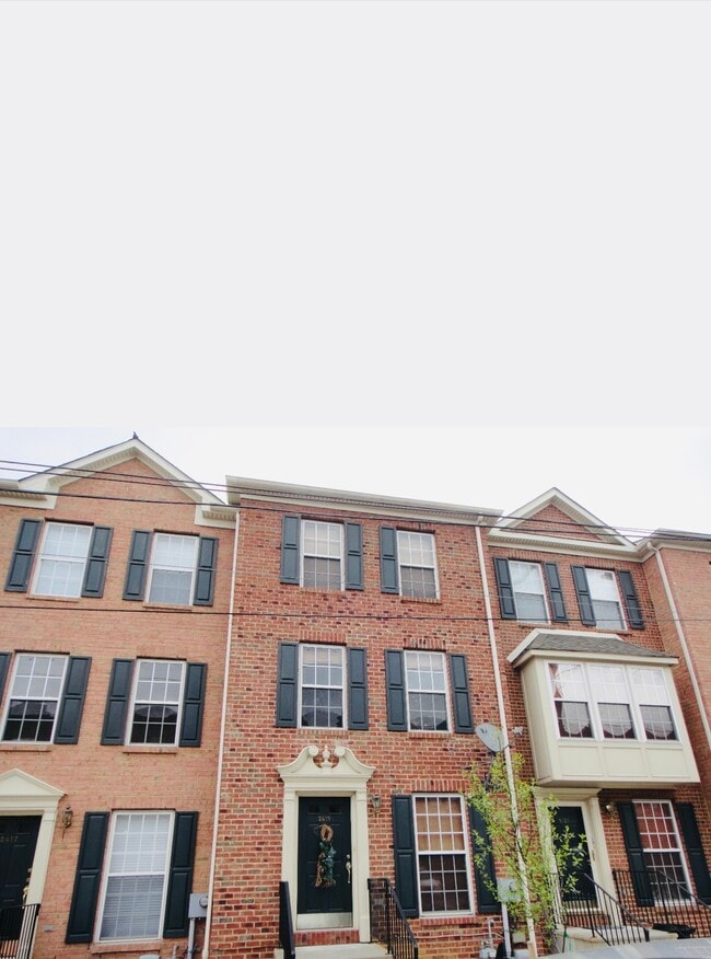 2419 E York St in Philadelphia, PA - Building Photo - Building Photo