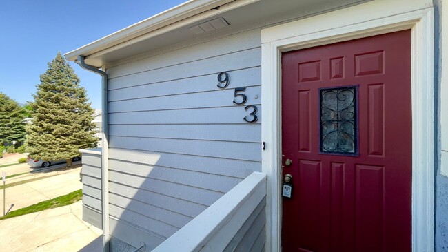 property at 953 Tampico Ct