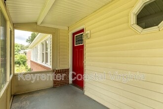 168 Ruston Dr in Newport News, VA - Foto de edificio - Building Photo