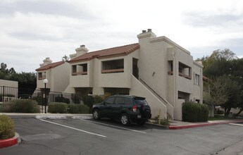 Marble Condominiums in Scottsdale, AZ - Building Photo - Building Photo