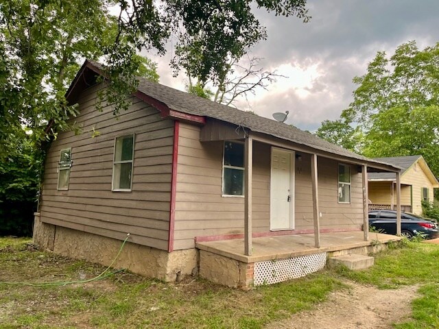 111 Kentucky Ave in Griffin, GA - Building Photo