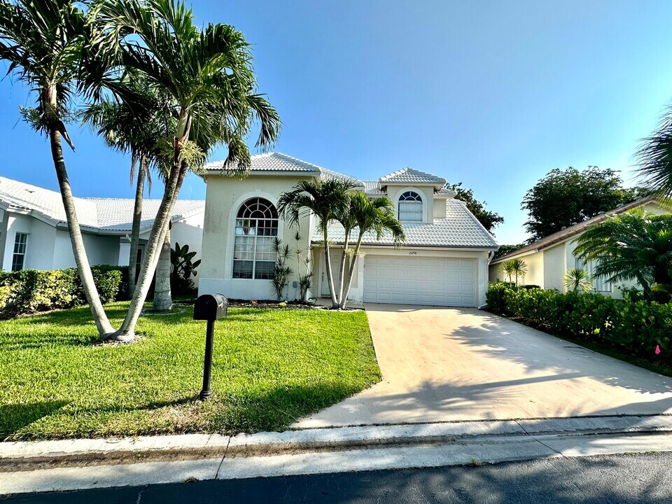 2698 Linkside Dr in Wellington, FL - Building Photo