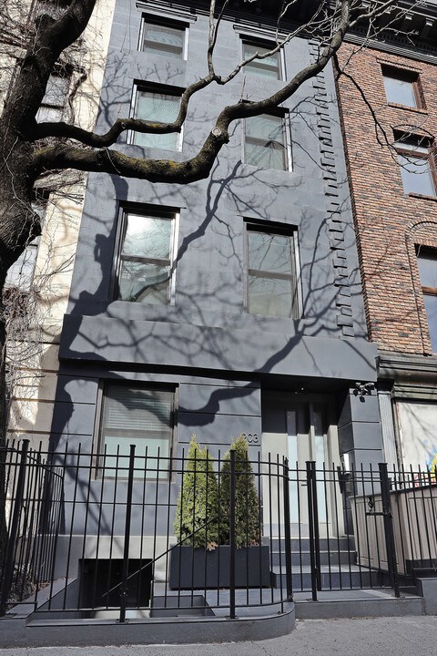 203 W 22nd St in New York, NY - Foto de edificio