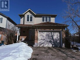 360 Pastern Trail in Waterloo, ON - Building Photo