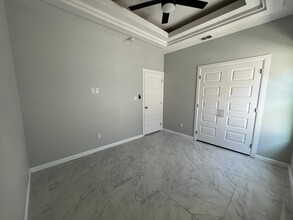 3305 S Colt Ln, Unit 2 in Edinburg, TX - Building Photo - Building Photo