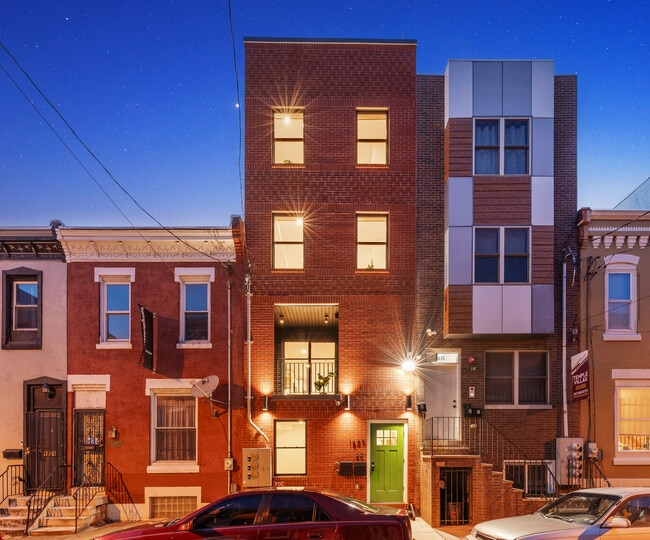 1627 Fontain St, Unit Penthouse in Philadelphia, PA - Building Photo - Building Photo