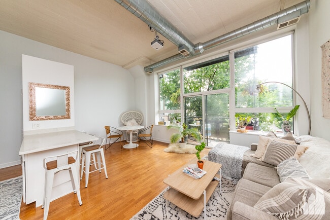 4131 W Belmont Ave in Chicago, IL - Building Photo - Building Photo