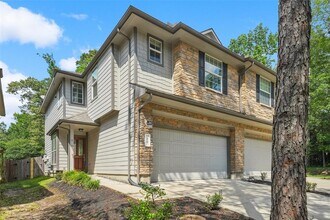 10 Fairlee Ct in Magnolia, TX - Building Photo - Building Photo