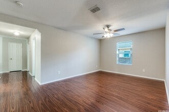 3610 Cherokee Hills, Unit A in Selma, TX - Building Photo - Building Photo