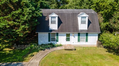 7005 Buddy J Ln in Knoxville, TN - Building Photo - Building Photo