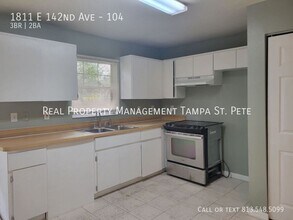 1811 E 142nd Ave in Tampa, FL - Building Photo - Building Photo