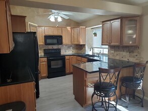 8385 Freemantle Dr in Colorado Springs, CO - Building Photo - Building Photo