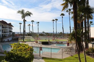 Ocean Fairway in San Clemente, CA - Foto de edificio - Building Photo