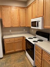 1845 NW Polk Ave, Unit 101 in Corvallis, OR - Foto de edificio - Building Photo