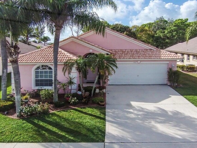 property at 1612 Oak Berry Cir