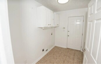 7337 Heathermoore Loop in Montgomery, AL - Foto de edificio - Building Photo