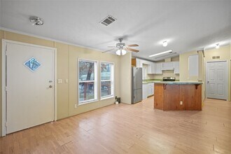 13069 Aspen Way Ct in Willis, TX - Building Photo - Building Photo